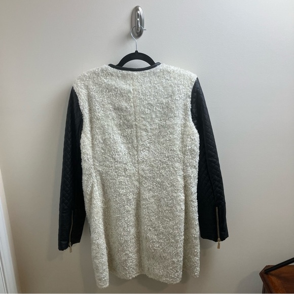 Vince Camuto Shearling Faux Leather Jacket in Cream and Black Medium - Picture 7 of 12